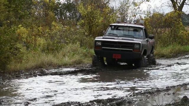 Dodge 440 Mud Truck смотреть онлайн