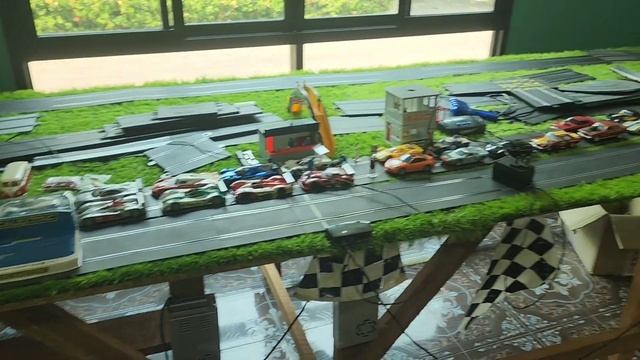 2 new scalextric cars, courtesy of Australia Post. смотреть онлайн