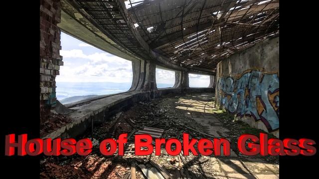 House of Broken Glass смотреть онлайн