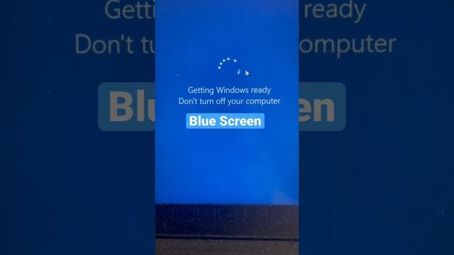 Windows 10 Update #bluescreen #fyp #computer #laptop #shortsvideo смотреть онлайн