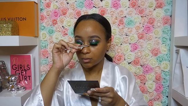 HOW TO: GLITTER & GREEN LINER⎮NEW FOUNDATION ROUTINE смотреть онлайн