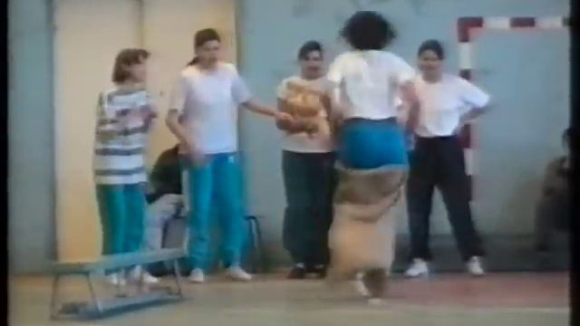 А ну-ка девушки! смотреть онлайн