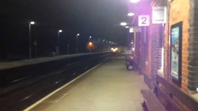 Colas Rail Freight 37521 + 9701 passing Camborne with per Sound!!! смотреть онлайн