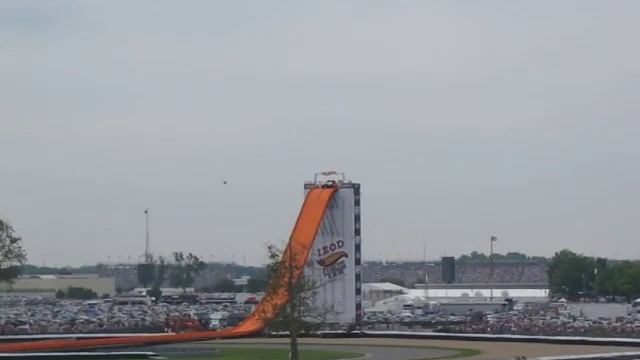 Indy 500 world record hot wheels jump смотреть онлайн