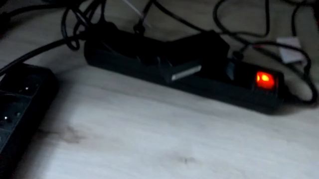 Przedłużacz z biedronki za 16 zł смотреть онлайн