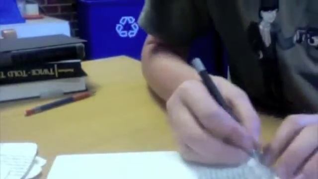 How To Make An iPod Cover From An Old Hardcover Book 1/2 смотреть онлайн