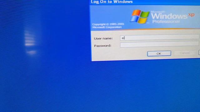 Windows XP Logoff To Classic Login Screen смотреть онлайн