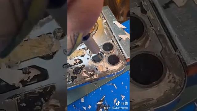Как поменять заднюю крышку на айфоне смотреть онлайн