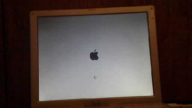 Installing Mac OS X on the iBook g3 смотреть онлайн