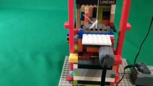 Лифт из Лего с автоматическими дверями