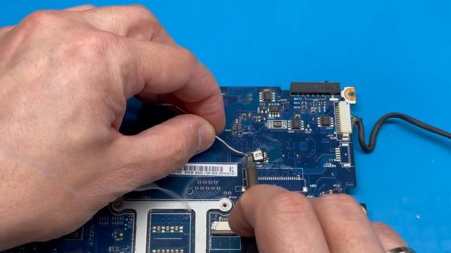 Prawdziwa "Tyrada" Samsung R580 смотреть онлайн