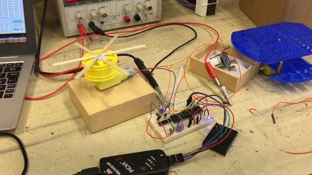 DC MOTOR PWM Control смотреть онлайн