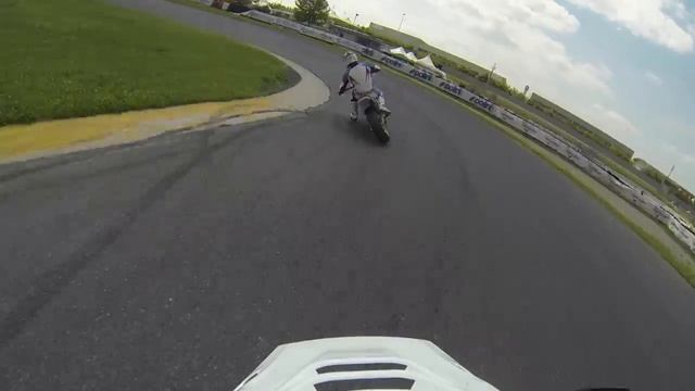 Motard, Castelletto di branduzzo смотреть онлайн