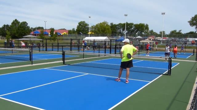 Show Me State Games Pickleball 4.5+ WD Jaworsky/Coats v Lincoln/Rubenstein (part) смотреть онлайн