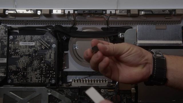 How to replace an iMac 2011 HDD to an SSD смотреть онлайн