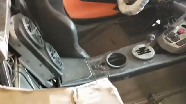 Vett egy 3D nyomtatót és kinyomtatott egy Lamborghinit a fiával a garázsban смотреть онлайн