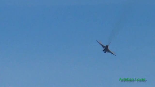 Saab Draken At Bournemouth Airshow With Long Shock Diamonds