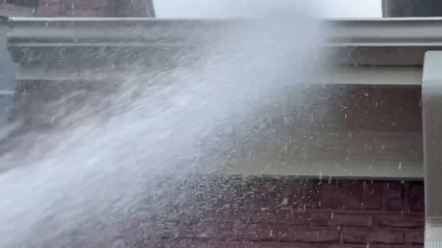 Million Dollar Property Cleaned | Learn To Pressure Wash Large Driveway’s & Softwash Large Homes! 🏠 смотреть онлайн