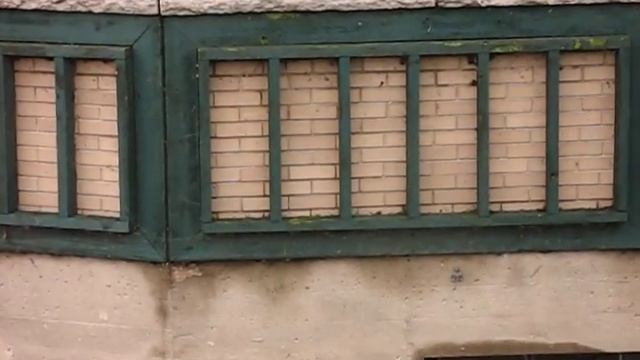 Don't Leave Your Window Open When It Rains смотреть онлайн