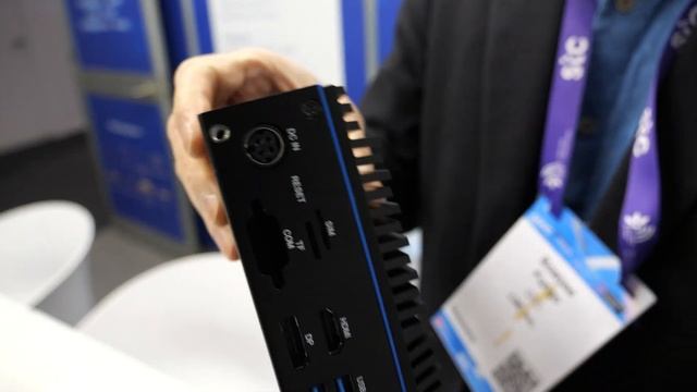 Rockchip RK3588 Debian Laptop, Smart AR Glass, Industrial PC at Mobile World Congress 2023 #mwc23 смотреть онлайн