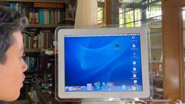 iMac G4 throwback review! Classic apple! смотреть онлайн