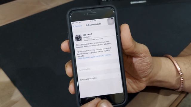 iPhone SE 2020 New iOS 14.4.1 Stable Update - Features, Storage and Banchmark смотреть онлайн