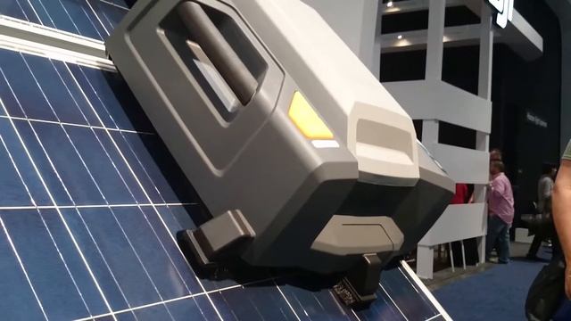 Solar panel cleaning robot смотреть онлайн
