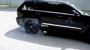 JEEP SRT 8 BURNOUT