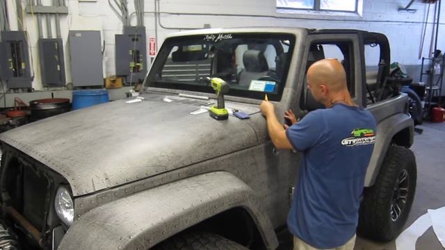 Jeep Wrangler JK Wrap Kit Installation Windshield Bracket смотреть онлайн