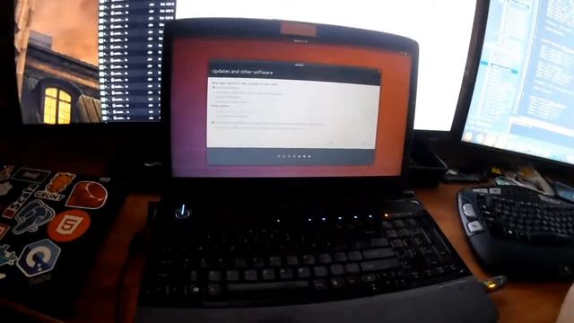 SSD Install and Dual Boot With Windows and Linux смотреть онлайн