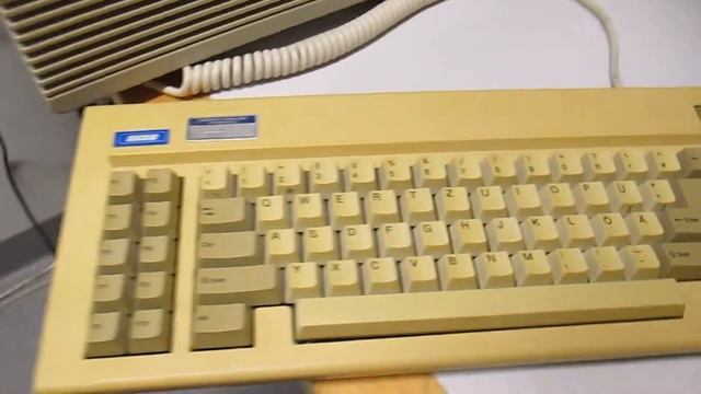 I found an old 8088 computer смотреть онлайн