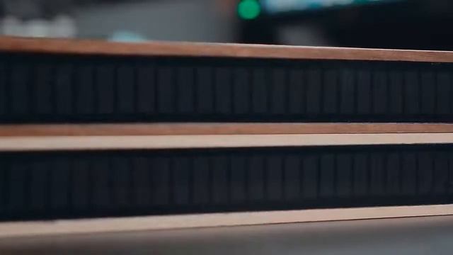Solid Wood RGB Music Sound Control APP Control LED Rhythm Recognition Light смотреть онлайн