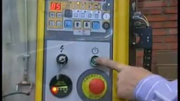 WR100 SIAT WRAPPING ROBOT 360p