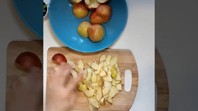 Apple pie / Charlotte amazingly delicious тает во рту/быстро к чаю Aplle pie смотреть онлайн