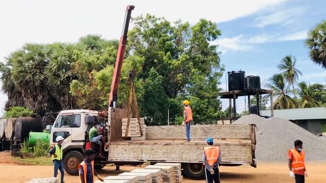 Pre-cast concrete placing|construction Life | Nissan Diesel Boom Truck Loading Slab Covers смотреть онлайн
