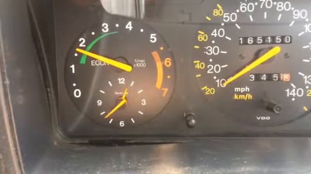 Saab 900i 16v tick-over problem смотреть онлайн