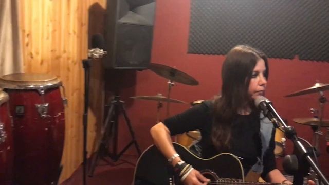 WORKING CLASS HERO-JOHN LENNON COVER BY MAYA RACCAH смотреть онлайн