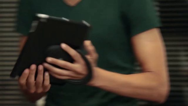 Native Union - Gripster - Le complément idéal de l'iPad смотреть онлайн