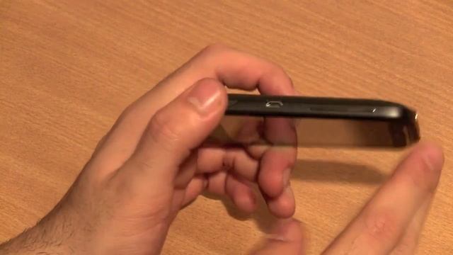 HTC Desire S Android 2.3 Unboxing Video and Product look and Quick Comparison смотреть онлайн