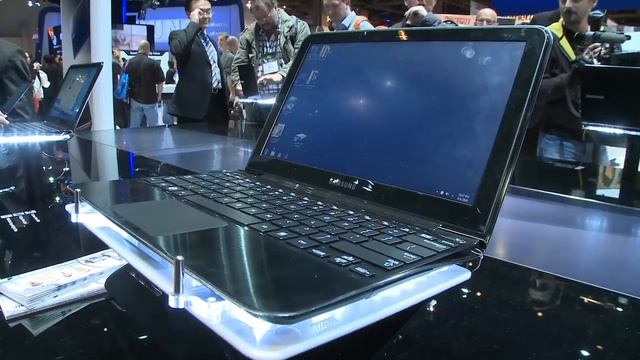 Samsung Series 9 laptops at CES 2011 - Which? first look review смотреть онлайн