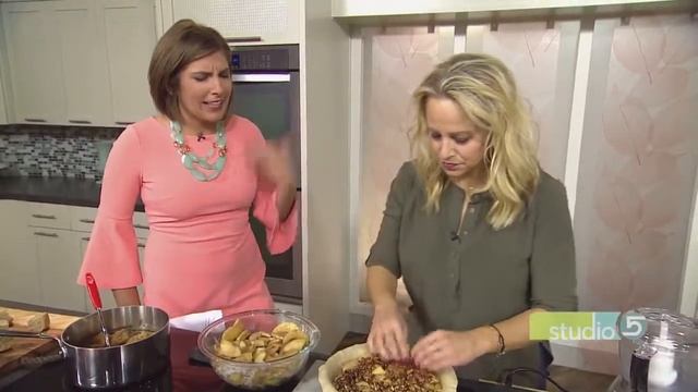 Easy as Pie Apple Recipes - Studio 5 смотреть онлайн