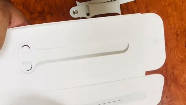 Unboxing Apple Watch Series 6 44mm Aluminium Case with White Sport Band (GPS) смотреть онлайн