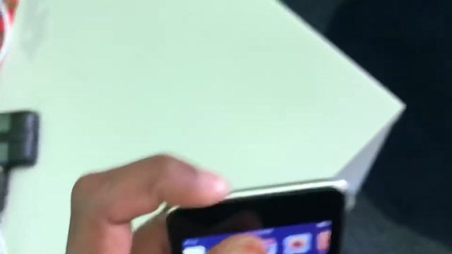 Update on my iPod touch 2G смотреть онлайн
