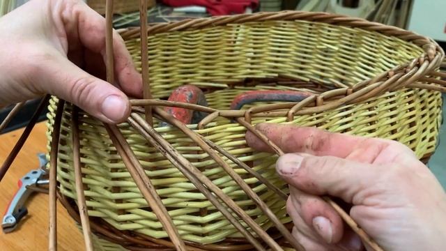 Русская ива. Овальная корзина. Часть 4. Загибка в 4 пары смотреть онлайн
