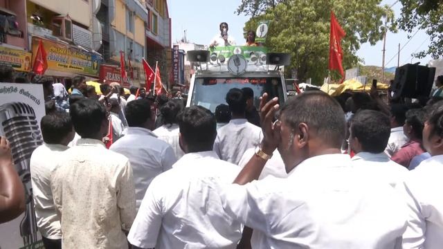 பின்லாந்துனு ஒரு நாடு இருக்குது... சீமான் சொன்ன ஆசிரியர்கள் கதை NTK | Seeman смотреть онлайн