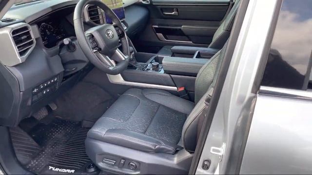 2023 Toyota Tundra 4WD Limited Hybrid CrewMax 5.5' Bed (GS) смотреть онлайн