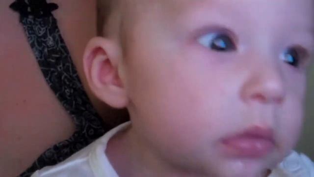 Baby Maddox LIkes Windows Media Player смотреть онлайн