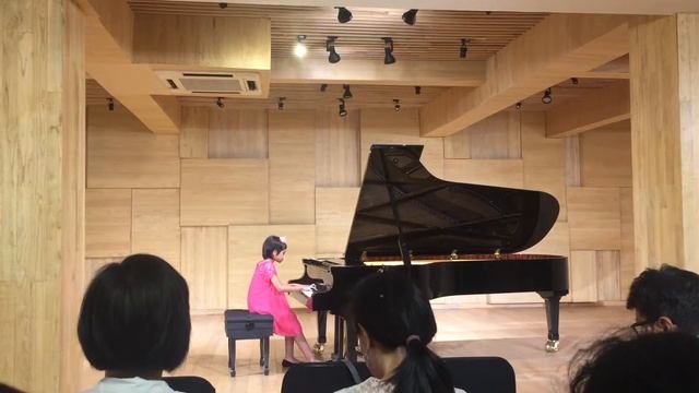 Abigail Manuella-Kompetisi Piano Bluthner Nusantara 2017