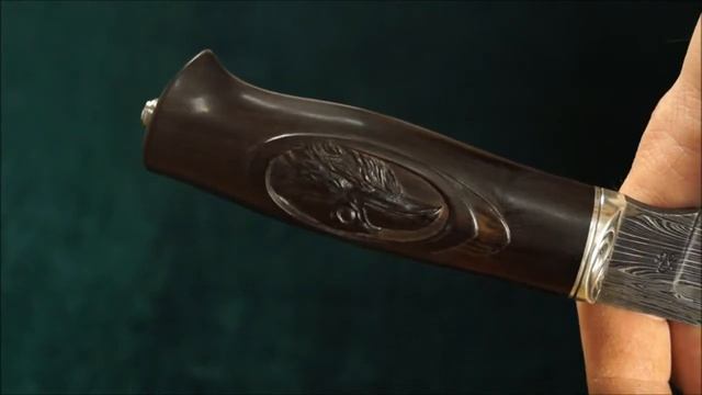 Нож Авторский Ворон - кузнец Матвеев - (трёхрядный дамасск) белый металл смотреть онлайн