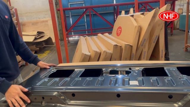 MITSUB!SHI TR!TON 2015 4DOOR TAIL GATE WITH BRAKE LAMP HOLE AFTERMARKET смотреть онлайн